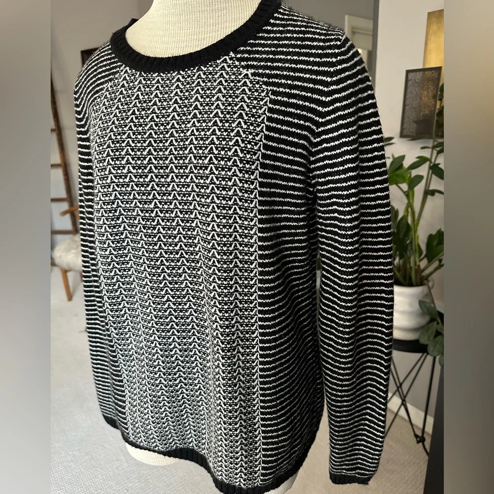 J. Crew black and white sweater, size large - Picture 4 of 10